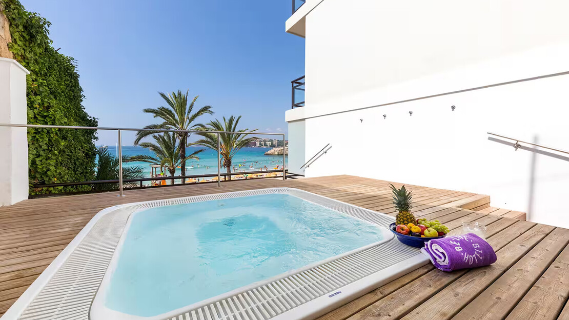 Be Live Adults Only Marivent